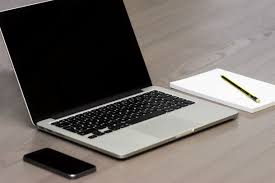 Компьютер немесе ноутбук